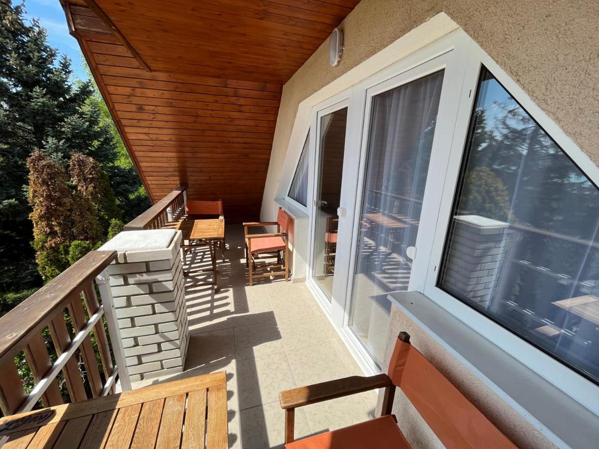 Sunset Beach Apartman Balatonfůzfő Esterno foto