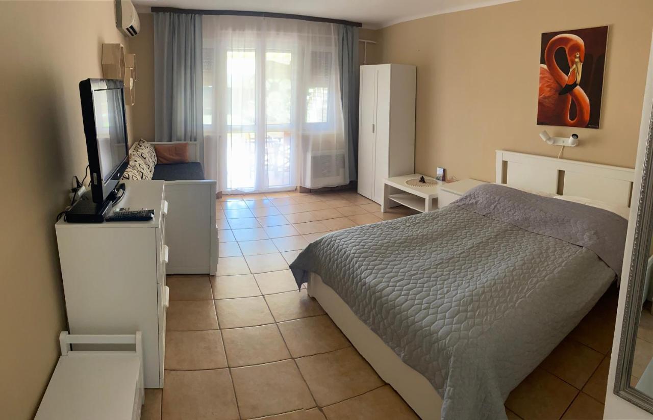 Sunset Beach Apartman Balatonfůzfő Esterno foto